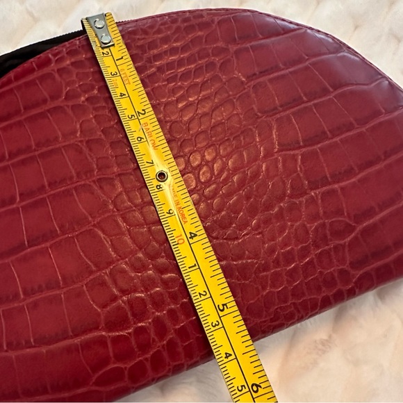 Banana Republic Half Moon Dahlia Clutch w/ Battery Charger. Red. NWOT - Picture 5 of 11